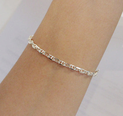 Cable Box Insert Chain Bracelet