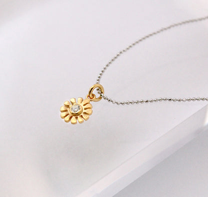 Gemstone Daisy Pendant Necklace with Metal Petals