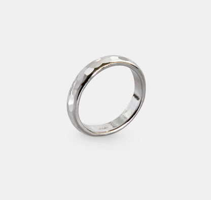 Hammer finished Ring