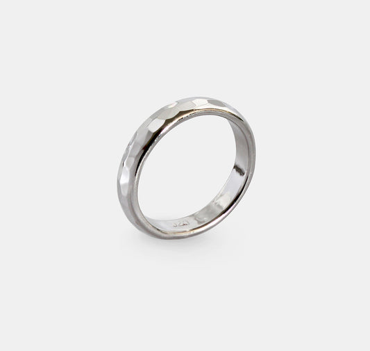 Hammer finished Ring