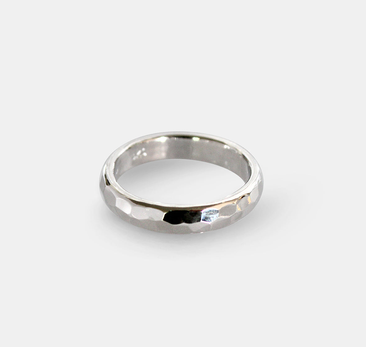 Hammer finished Ring
